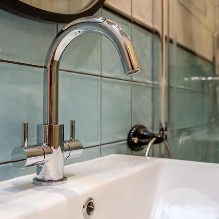 3 Cobble Court Mews *